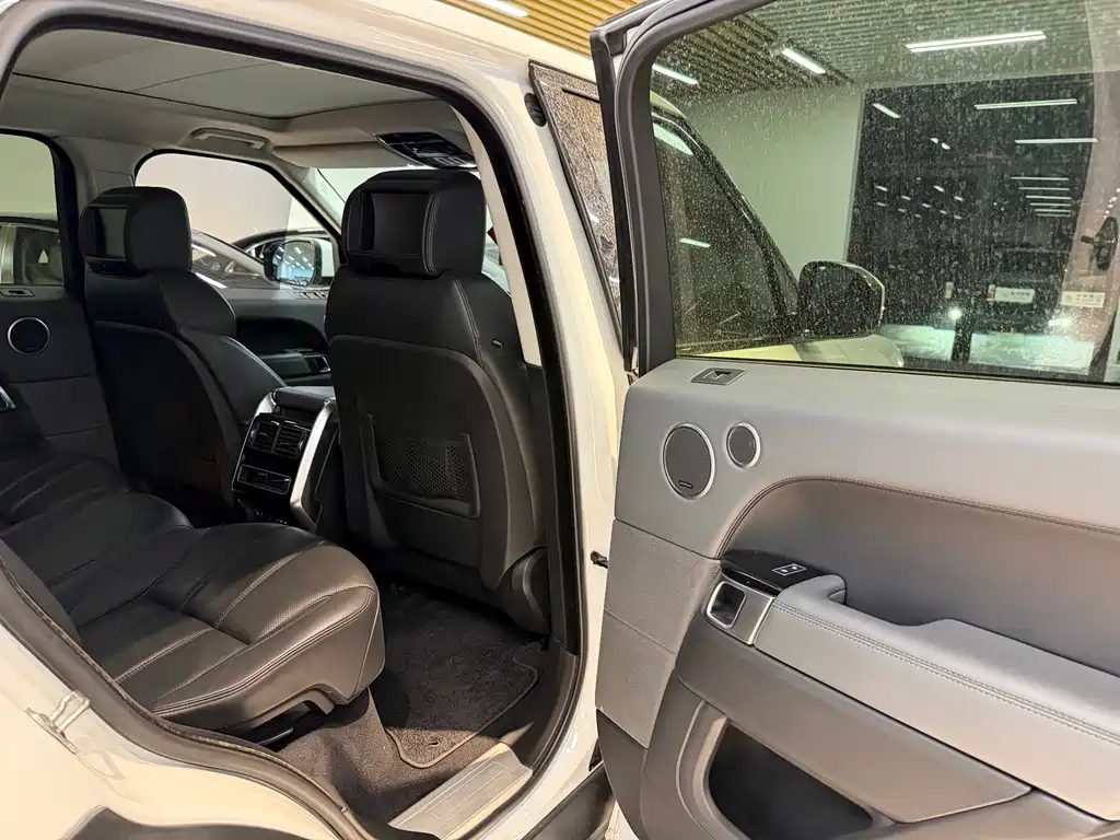 Land Rover Sport — миниатюра 18