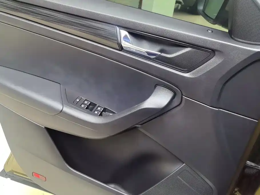 Skoda Kodiaq — миниатюра 7