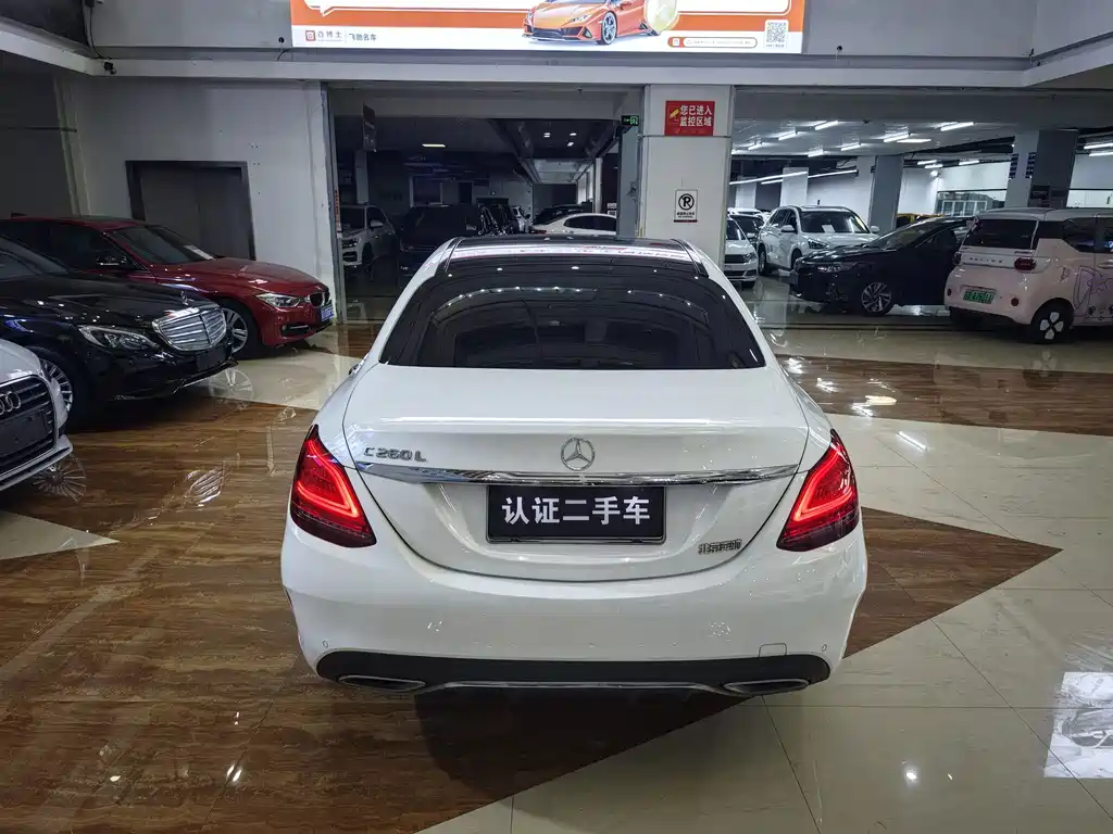 Mercedes-Benz C-Class — миниатюра 5