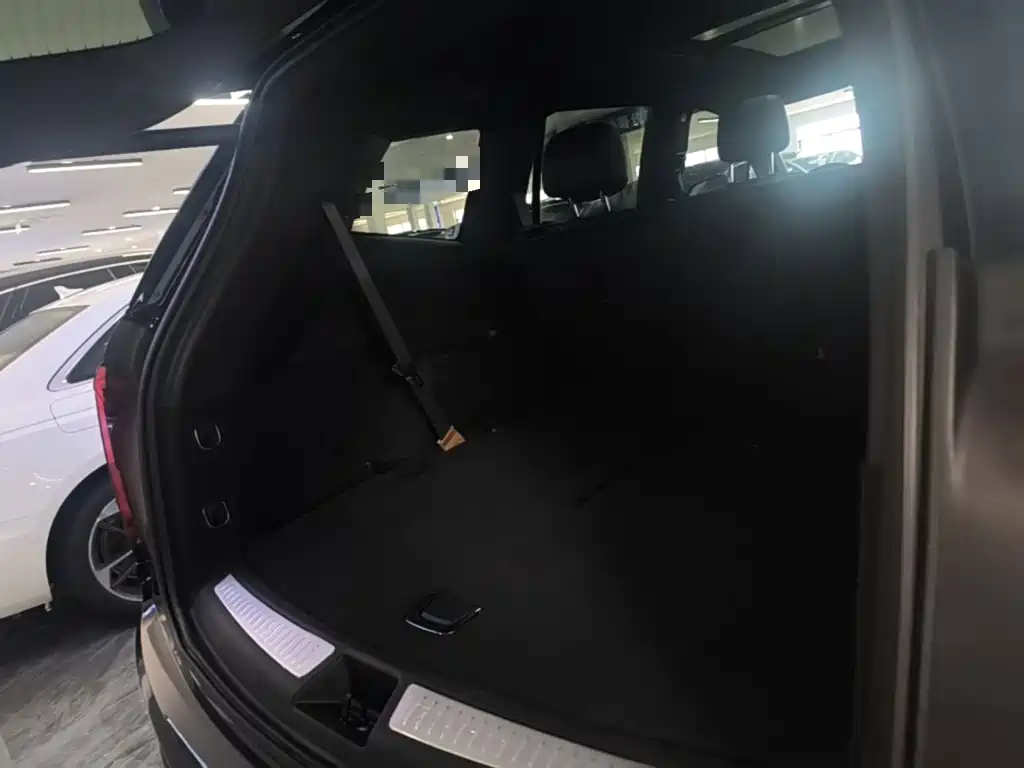 Cadillac XT6 — миниатюра 19
