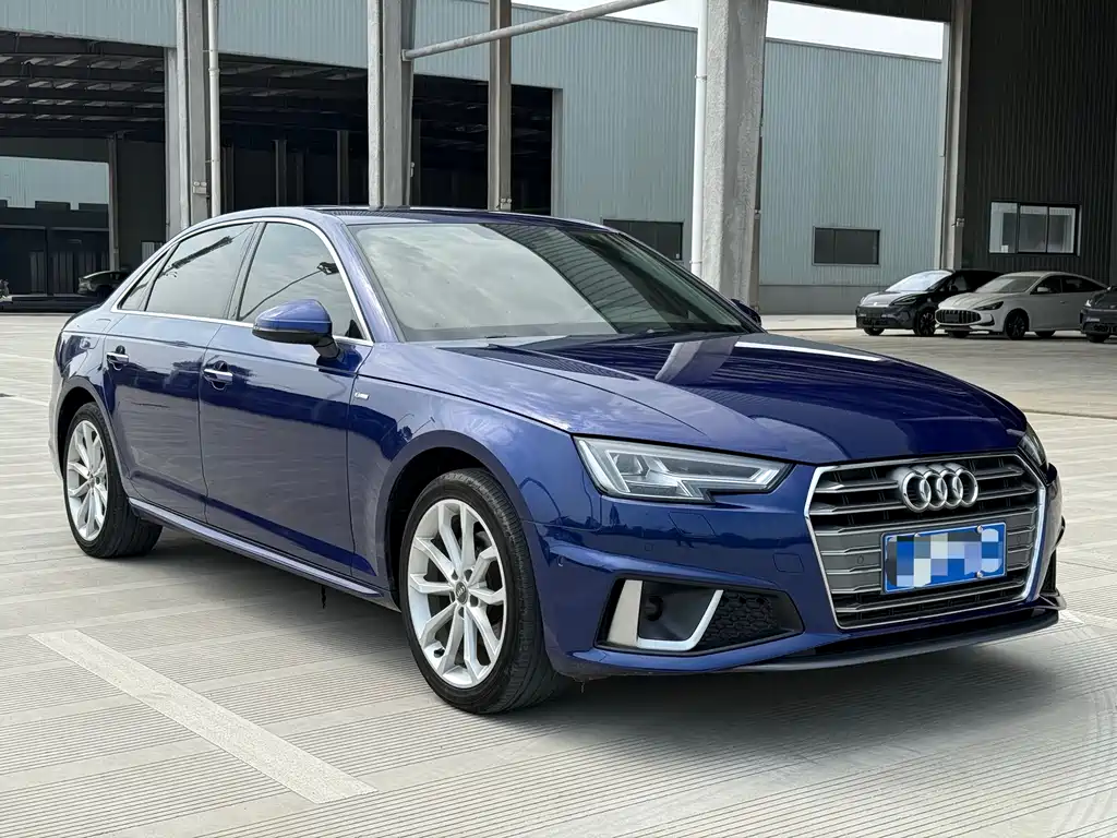 Audi A4L 2019