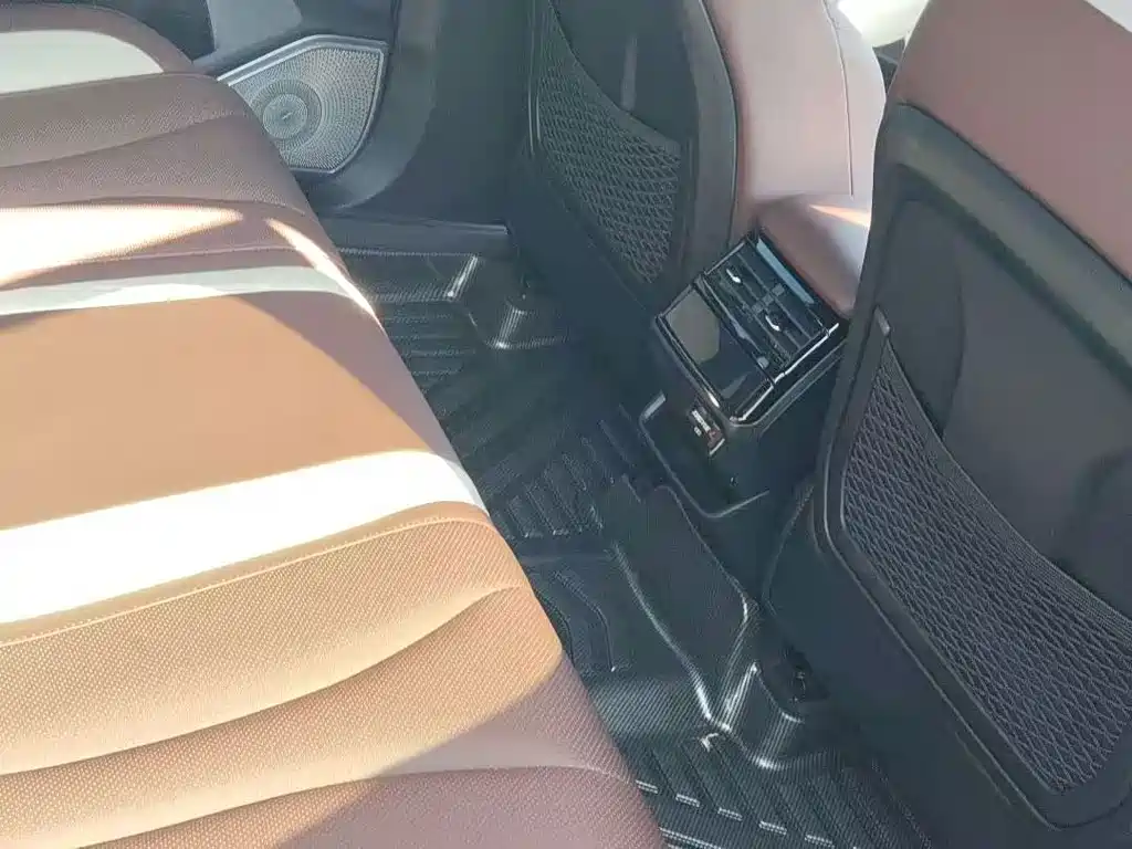 Geely Xingyue L — миниатюра 6