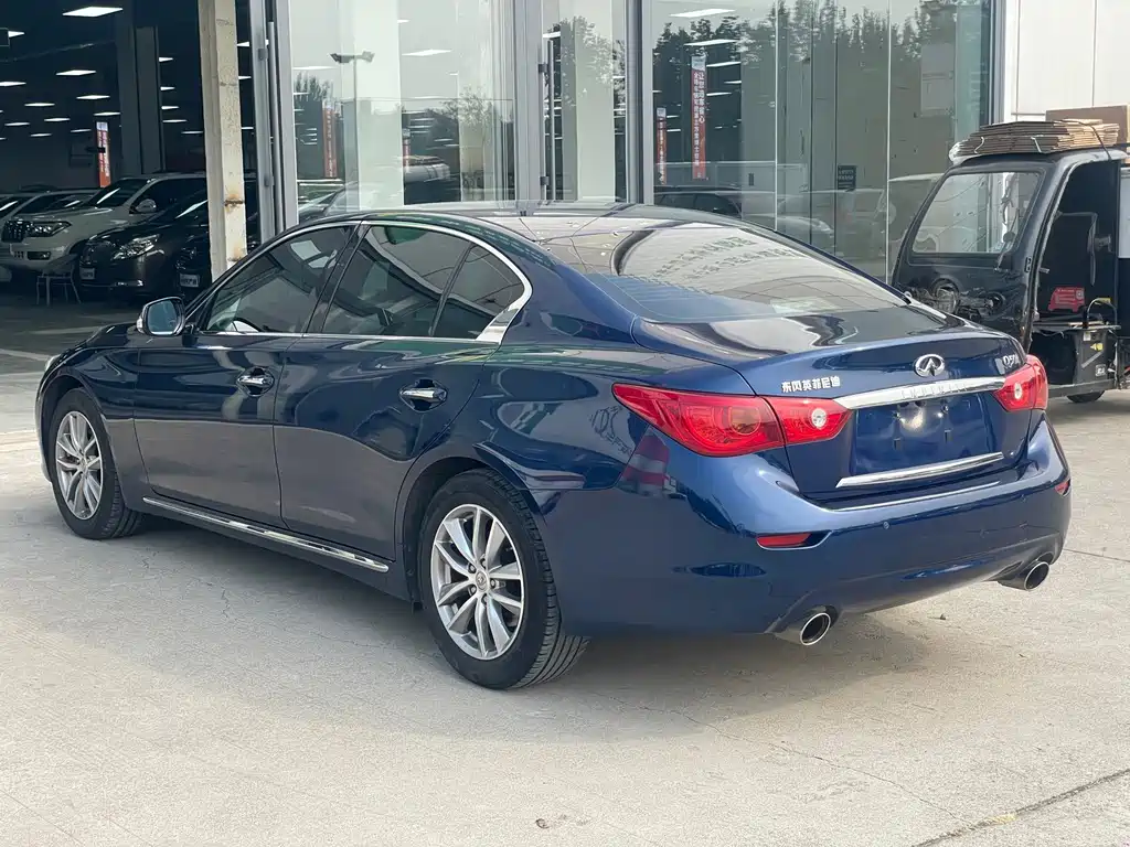 Infiniti Q50L — миниатюра 5