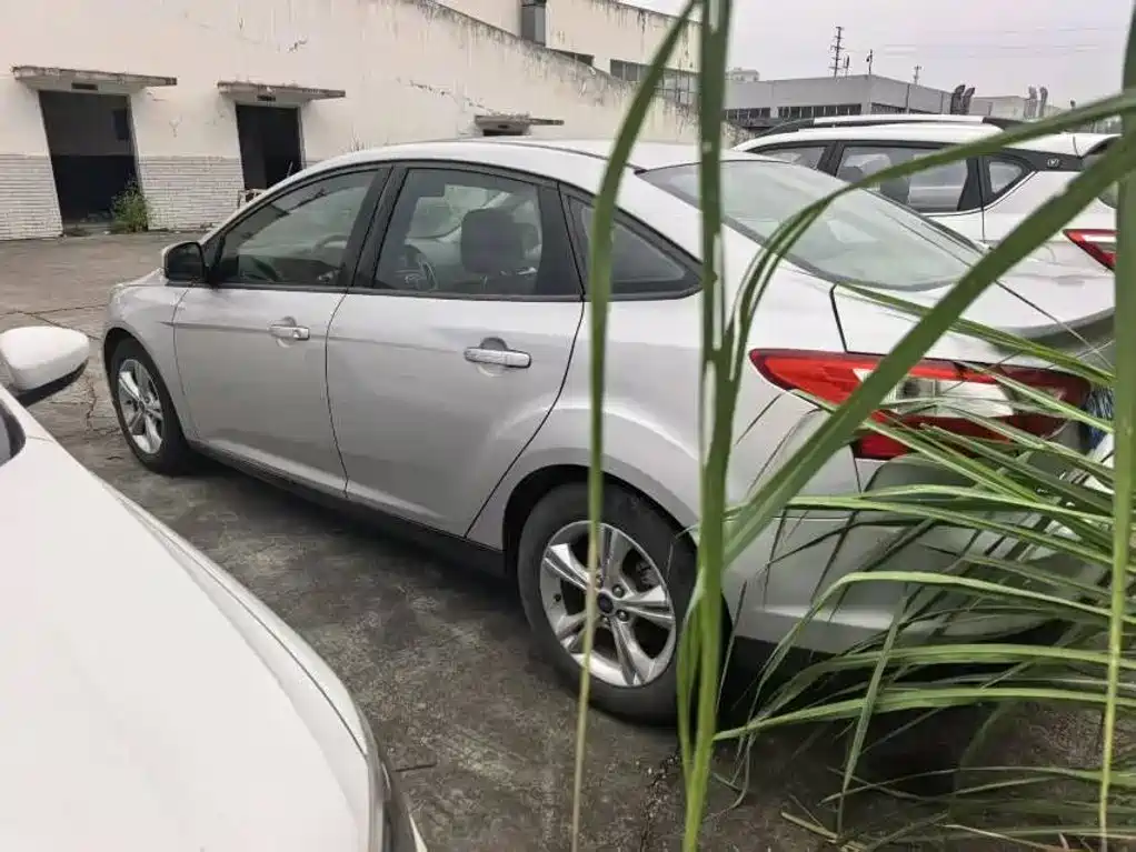 Ford Focus — миниатюра 4