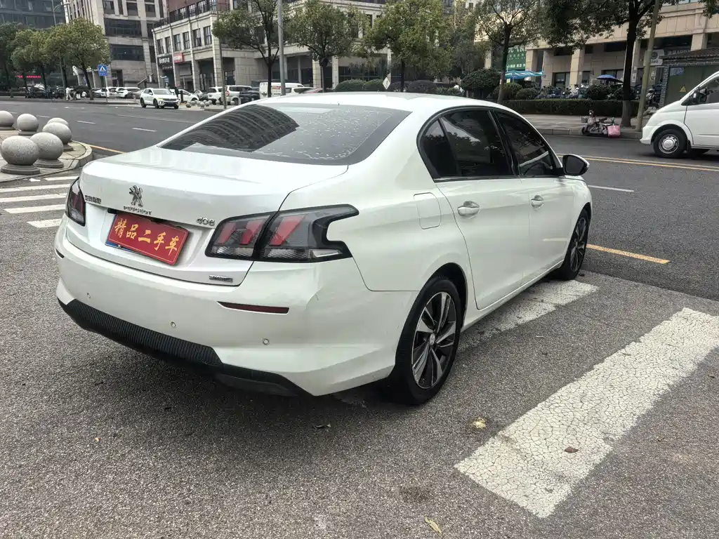 Peugeot 408 — миниатюра 5