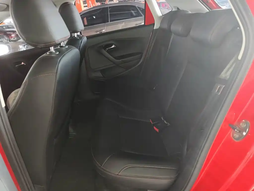 Volkswagen Polo — миниатюра 17