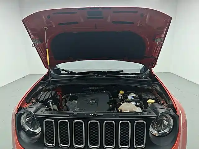 Jeep Renegade — миниатюра 16