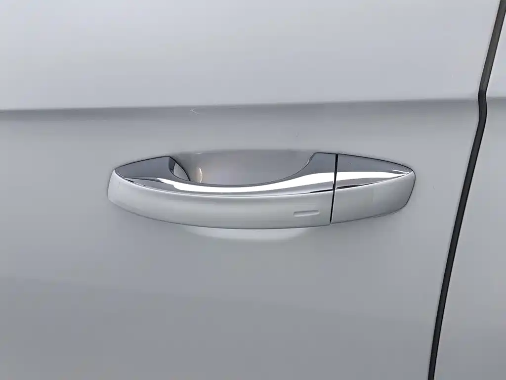 Volkswagen X — миниатюра 18