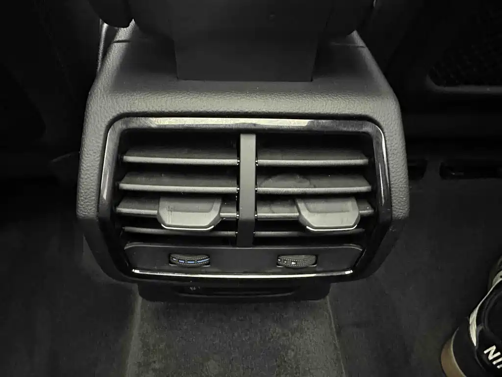 Audi Q3 — миниатюра 13