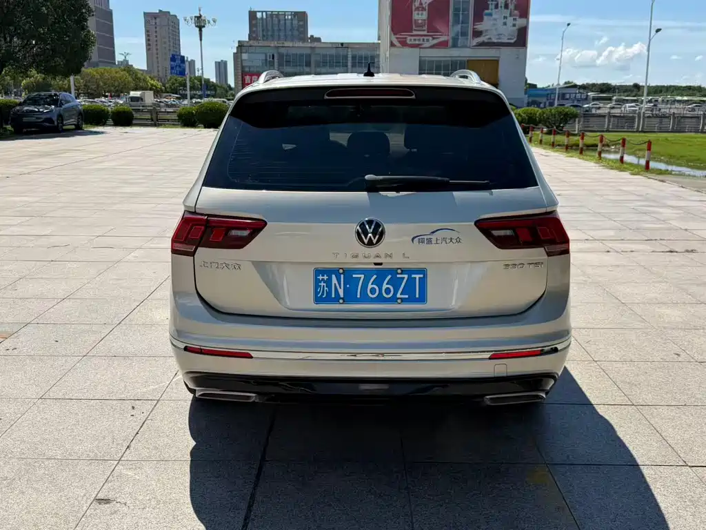 Volkswagen Tiguan L — миниатюра 8