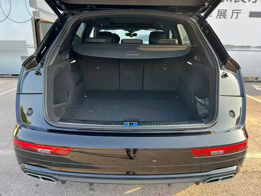 Audi Q5L — миниатюра 7