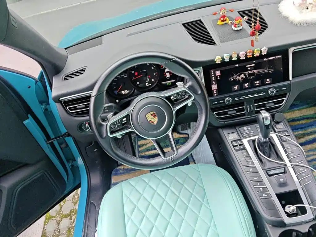 Porsche Macan — миниатюра 6