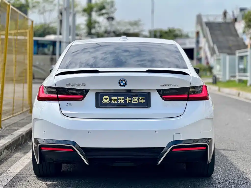 BMW i3 — миниатюра 5