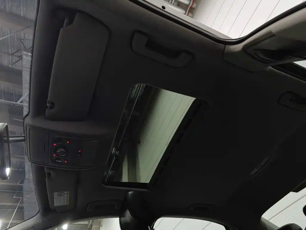 Audi A4L — миниатюра 14