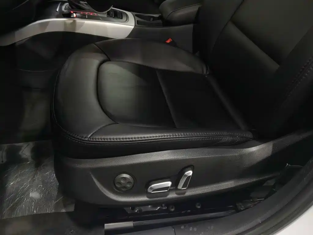 Audi A4L — миниатюра 20