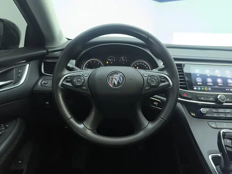 Buick LaCrosse — миниатюра 15