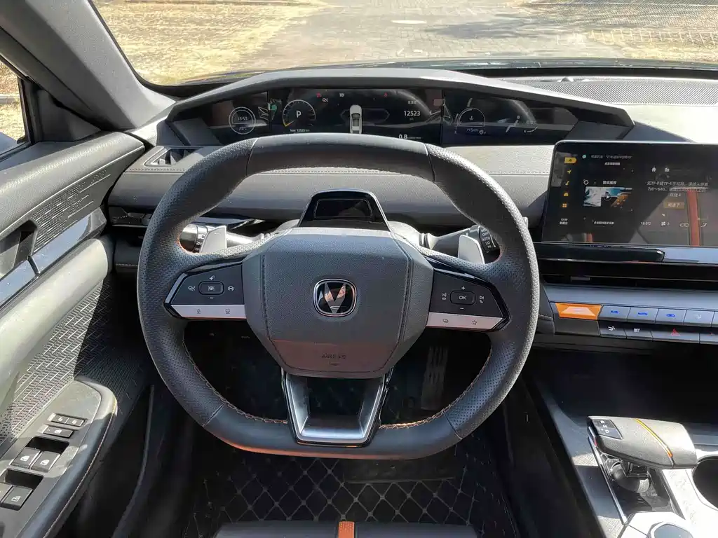 Changan UNI-V — миниатюра 18
