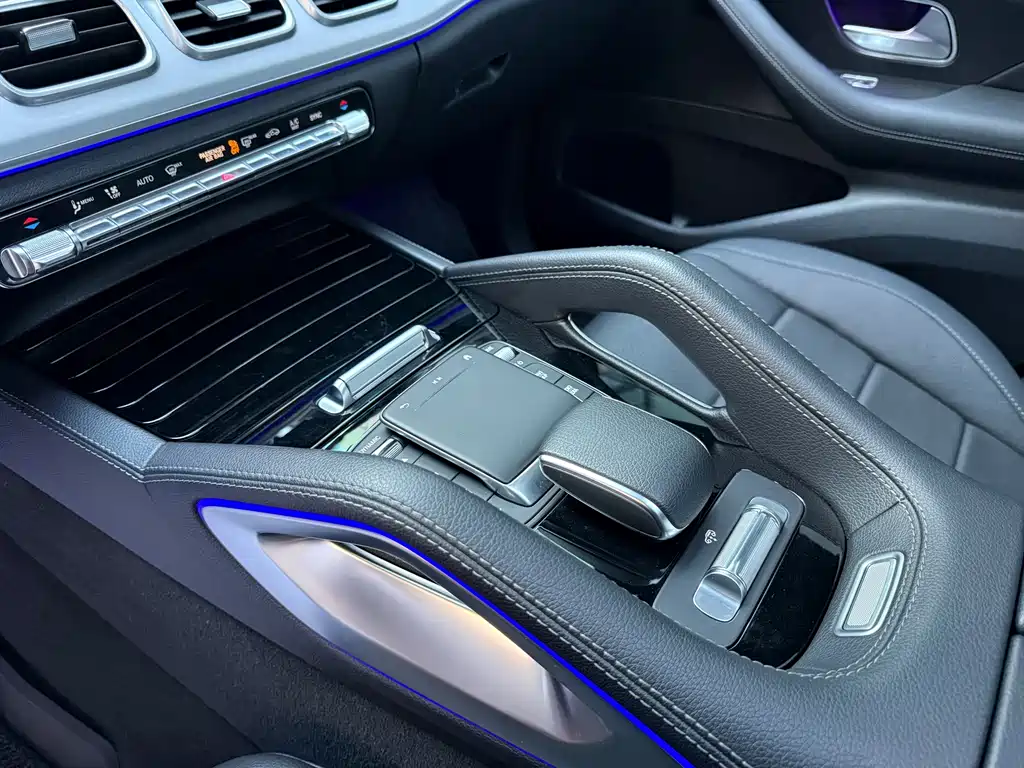 Mercedes-Benz GLE Coupe — миниатюра 8