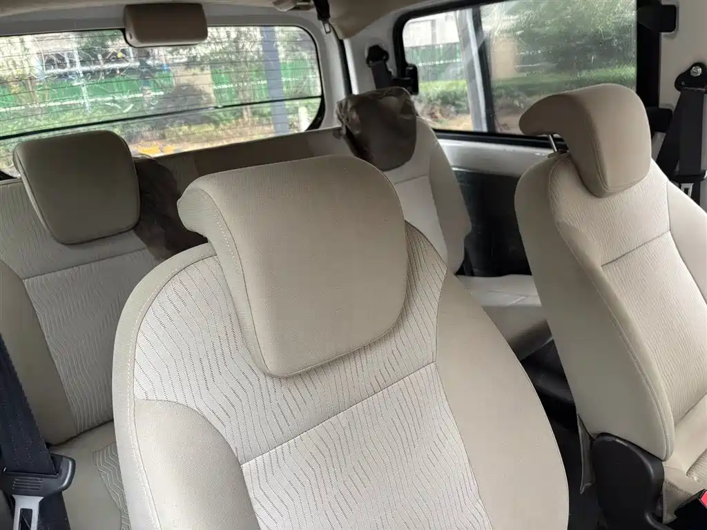 WULING WULING RONGGUANG V