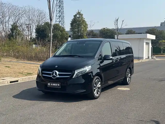 MERCEDES-BENZ V CLASS