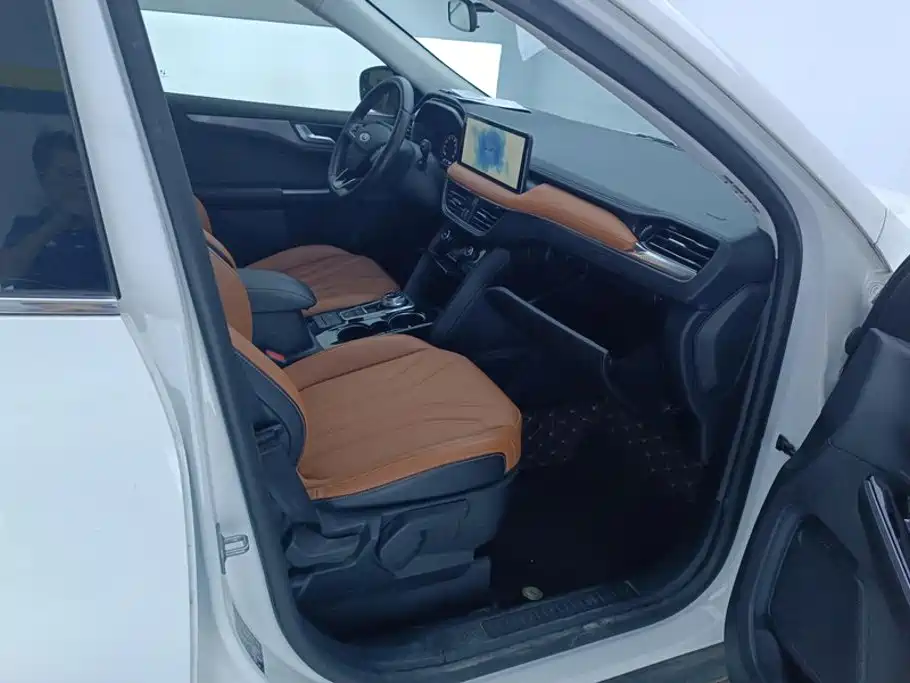 Ford Escape — миниатюра 8