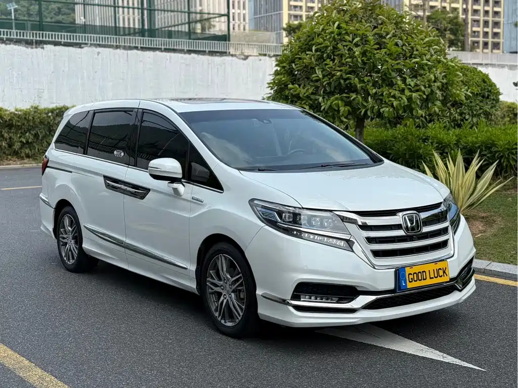 Honda Elysion — миниатюра 2