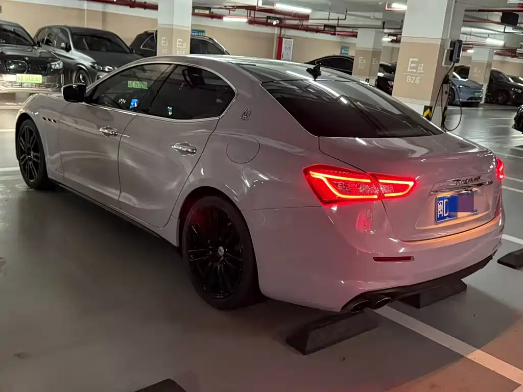 Maserati Ghibli — миниатюра 4