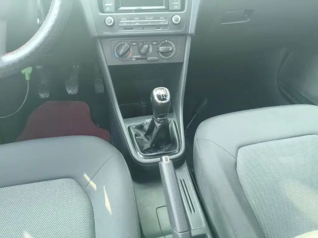 Skoda Rapid Spaceback — миниатюра 14