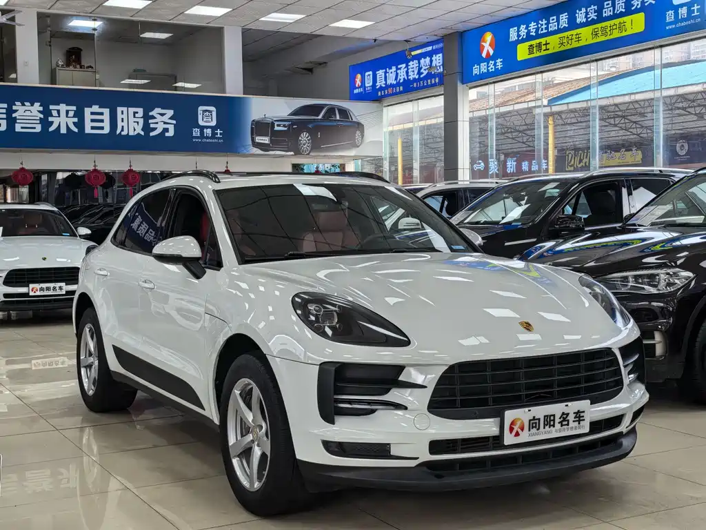Porsche Macan — миниатюра 3