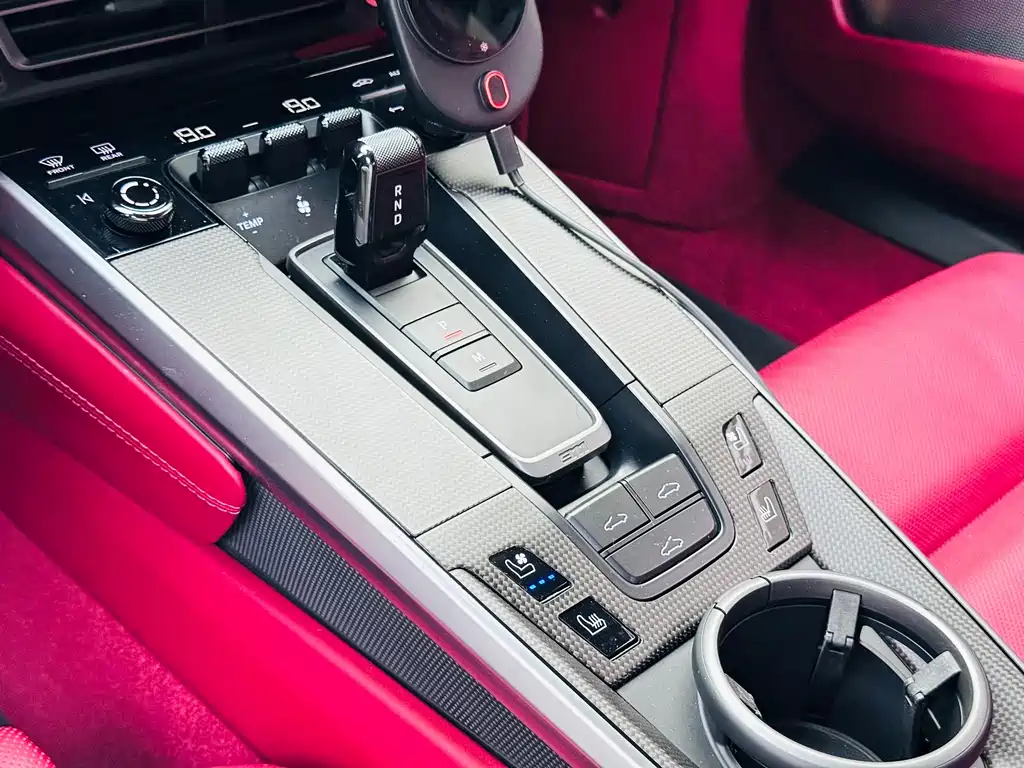 Porsche 911 2022 Turbo S 3.7T