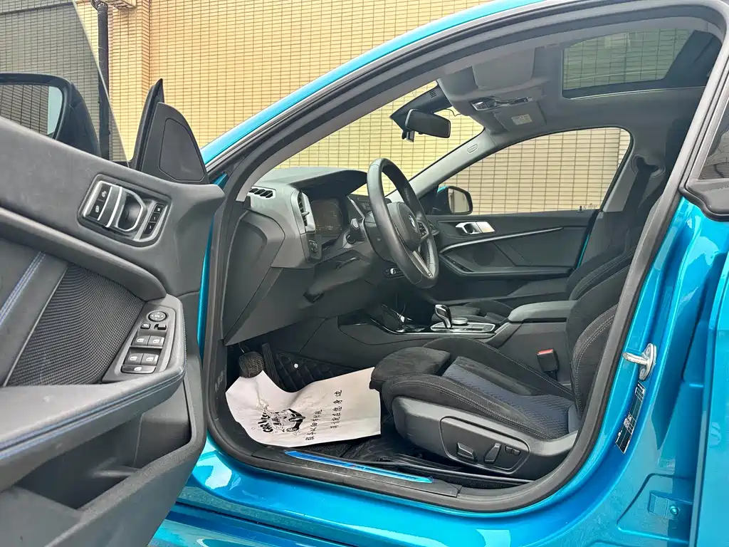 BMW 2 Series (Import) — миниатюра 9