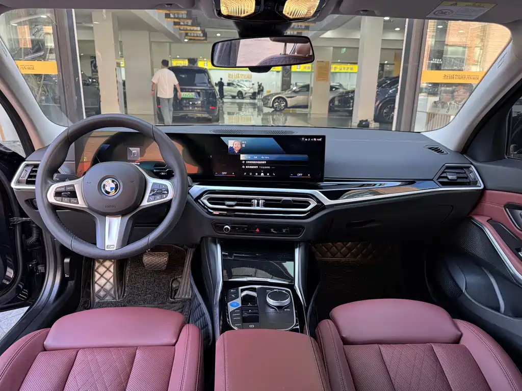 BMW i3 — миниатюра 10