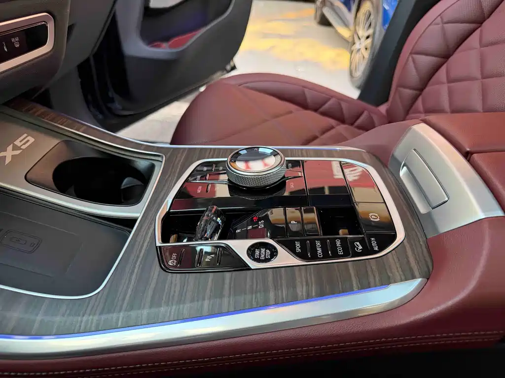 BMW X5 — миниатюра 11