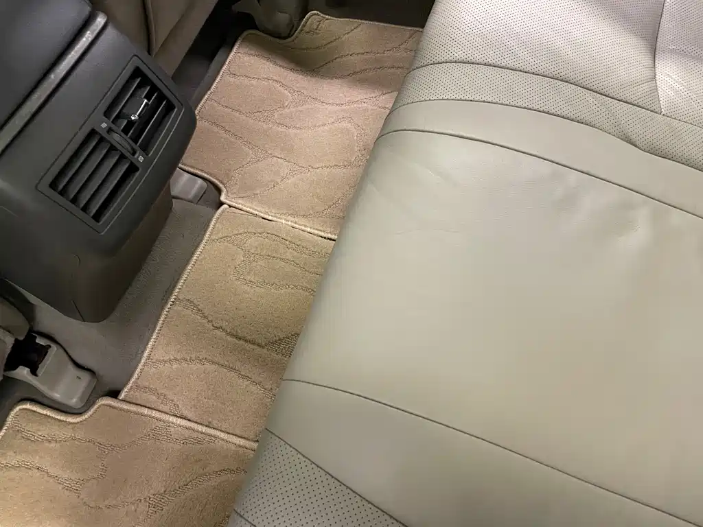 Toyota Camry — миниатюра 37