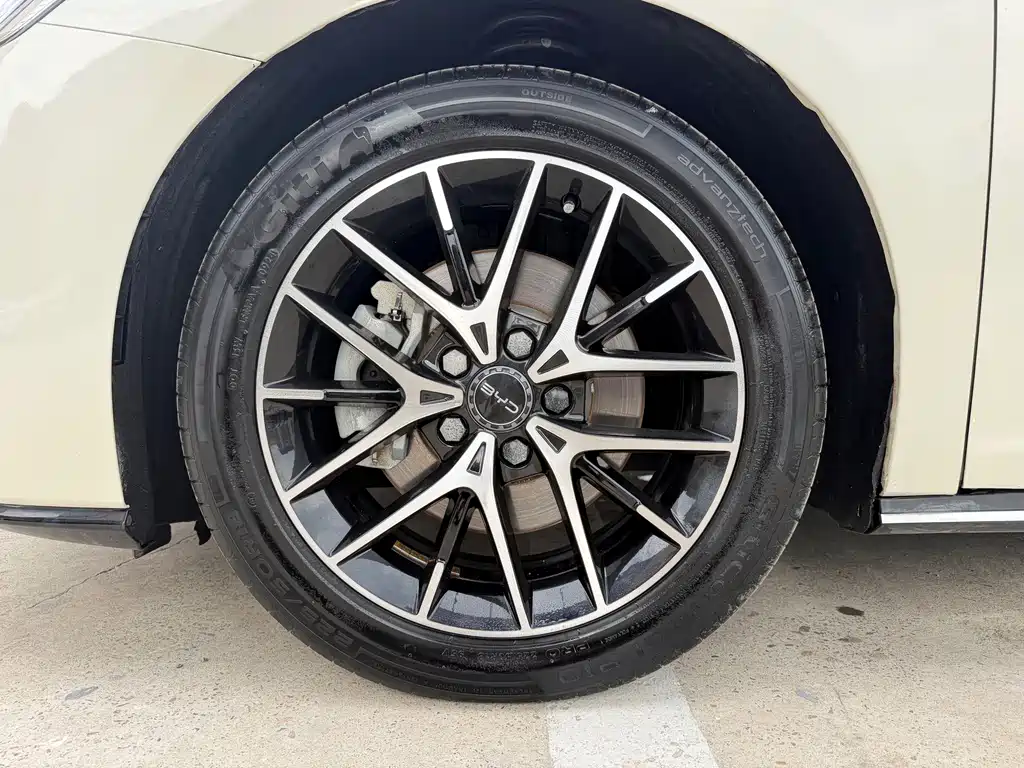 BYD Seal — миниатюра 19