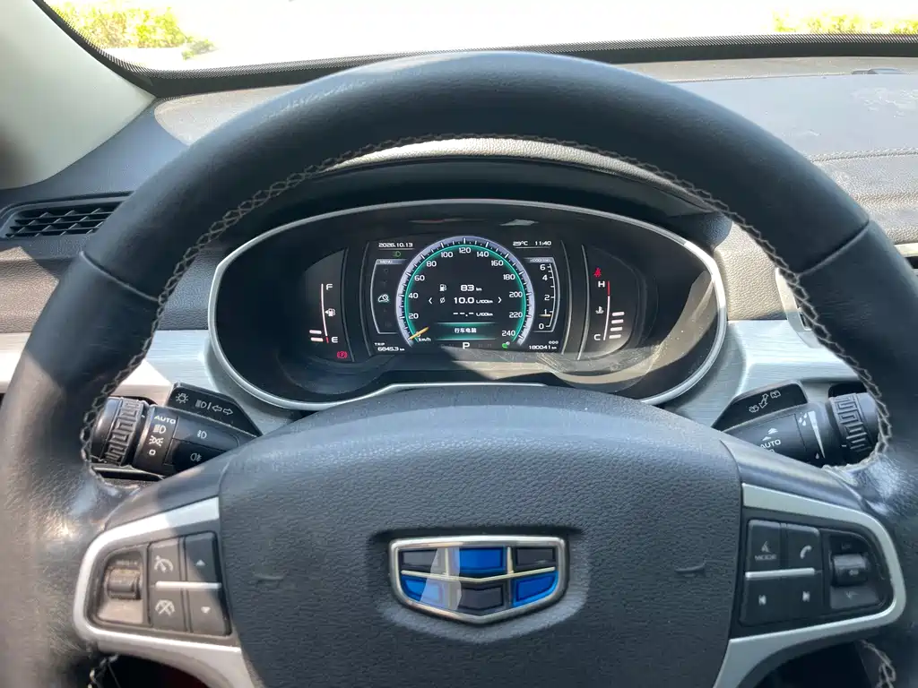 Geely Boyue — миниатюра 16