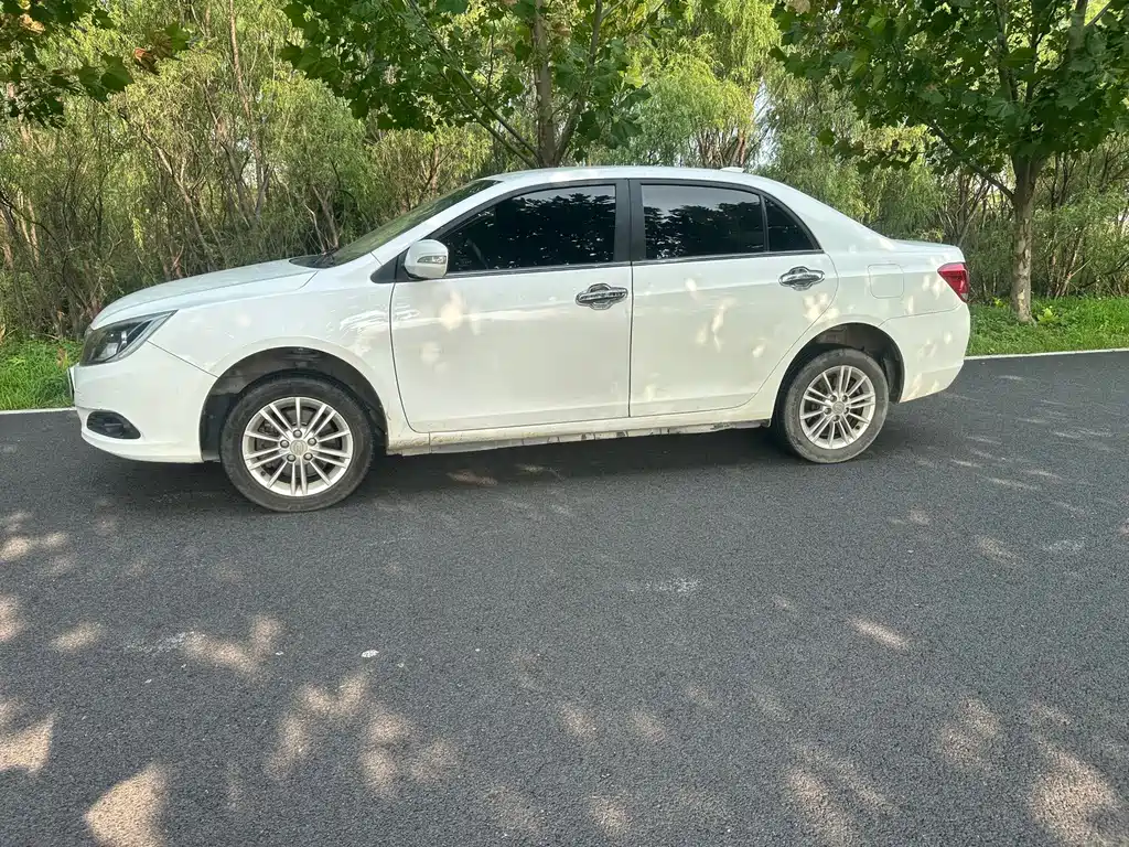 BYD e5 — миниатюра 4