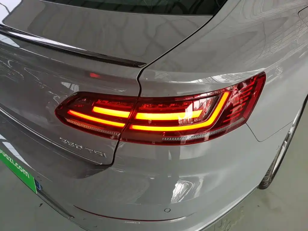 Volkswagen CC — миниатюра 8