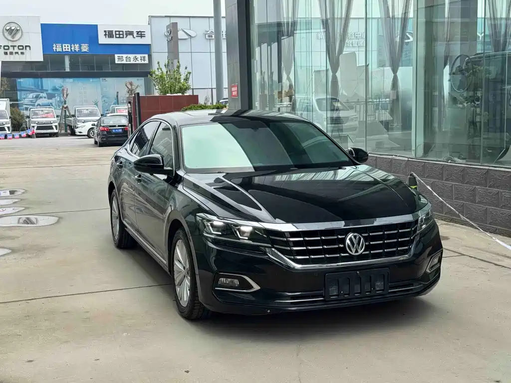 Volkswagen Passat 2019 330TSI Elite VI