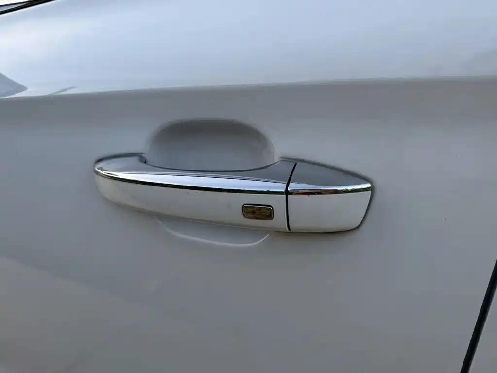 Roewe i5 — миниатюра 6