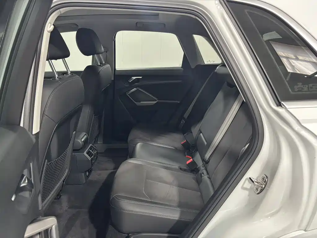 Audi Q3 — миниатюра 8