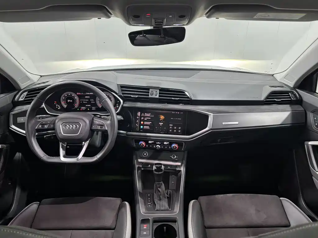 Audi Q3 — миниатюра 10