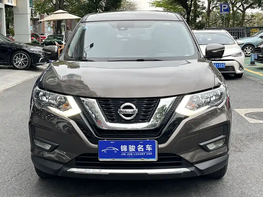 NISSAN QIJUN