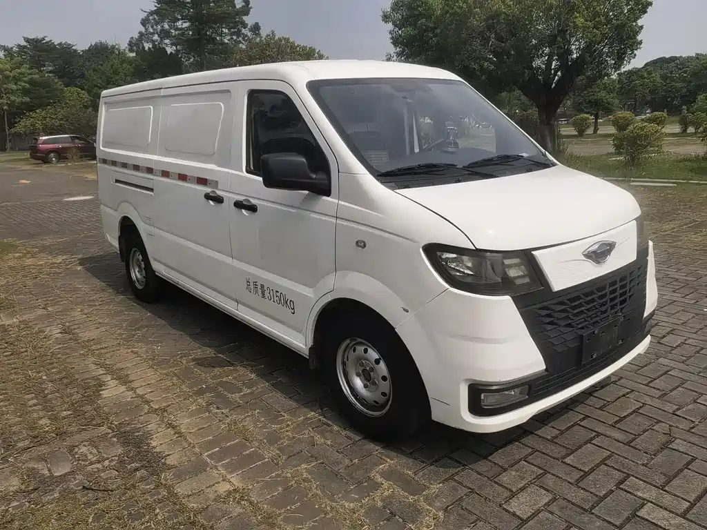 Foton EV6 — миниатюра 3