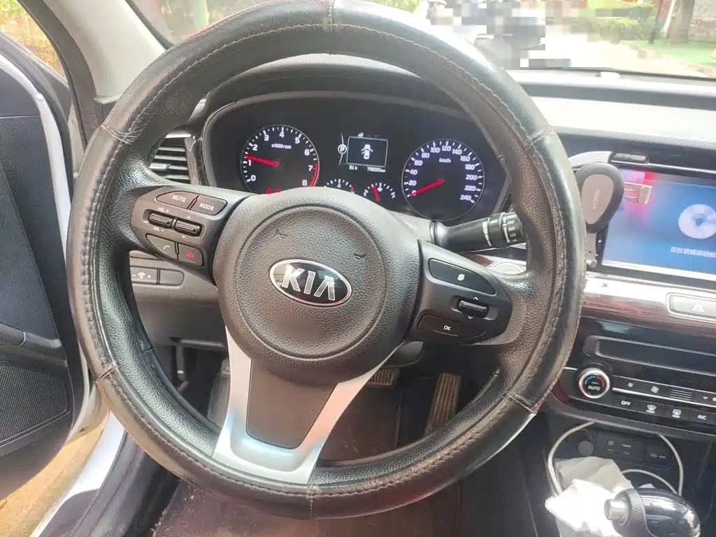 Kia K4 — миниатюра 6