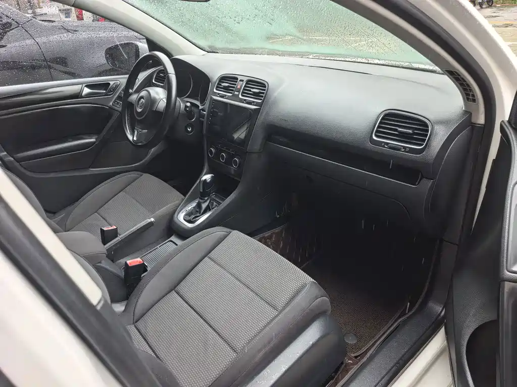 Volkswagen Golf — миниатюра 5