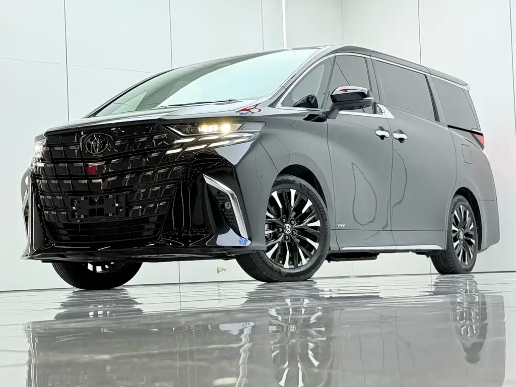 Toyota Alphard — миниатюра 2