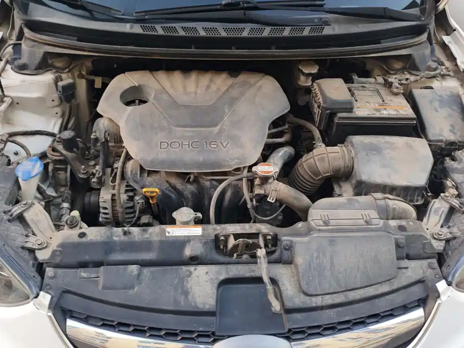 Hyundai Elantra Langdong — миниатюра 10