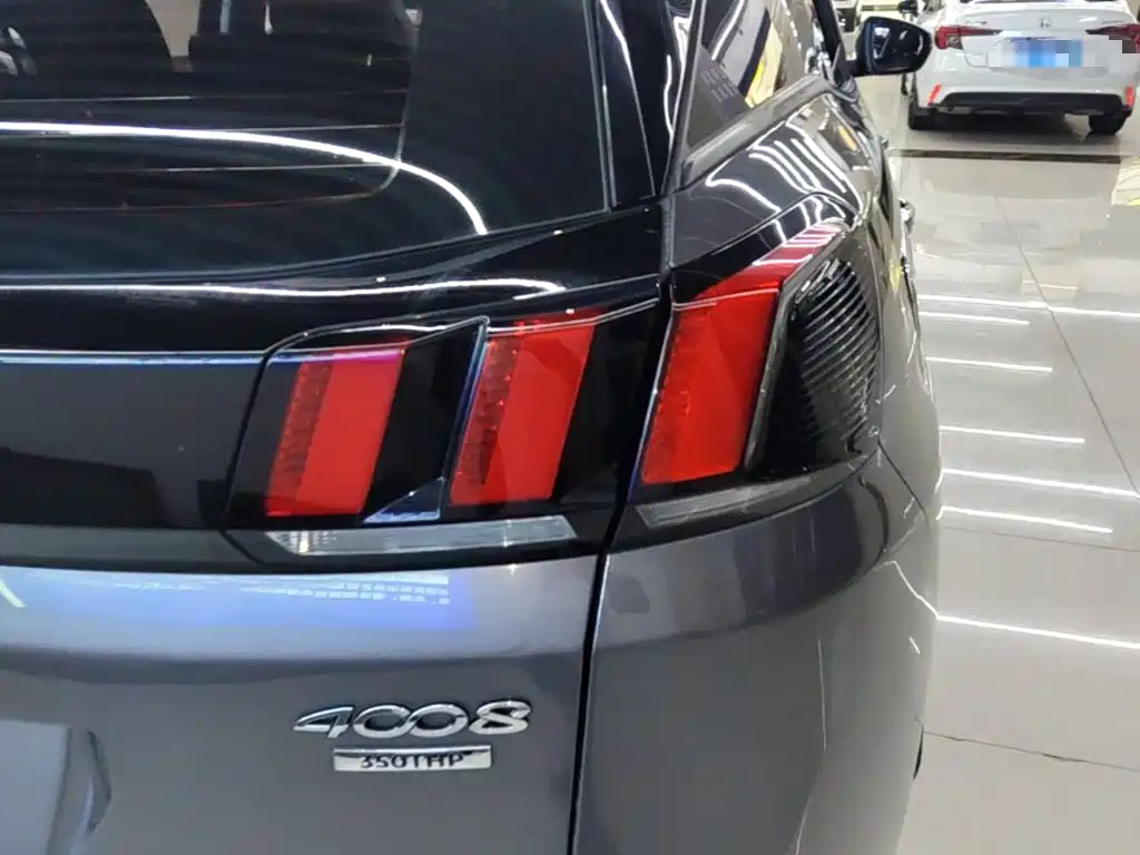 Peugeot 4008 — миниатюра 8