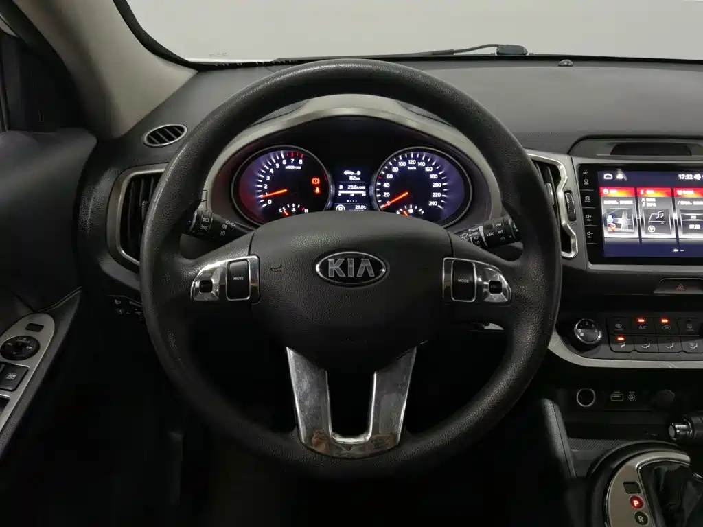 Kia Sportage — миниатюра 11